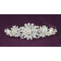 El último Rhinestone nupcial de la tiara de la boda floral elegante rebordeó la corona